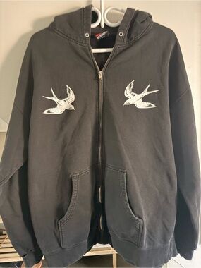 Black Innes Brand Zip-Up Skateboarding Hoodie